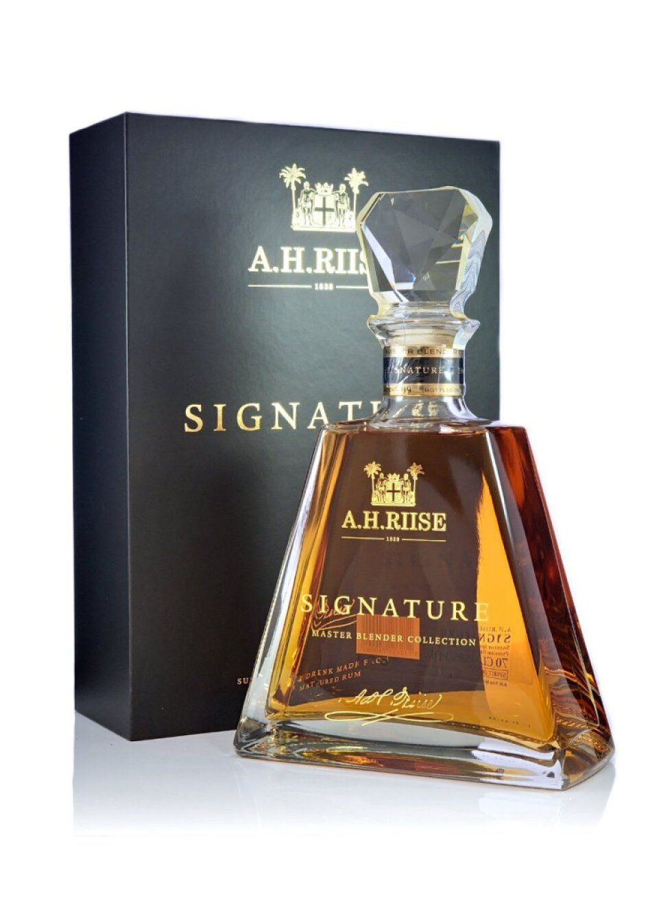A.H. Riise Signature Cask 43,9% 0,7l (dárková kazeta)
