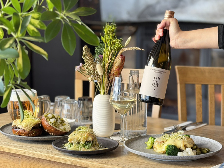 Raclette Week’s v Restauraci Podolka Praha – roztavený švýcarský sýr a brambory