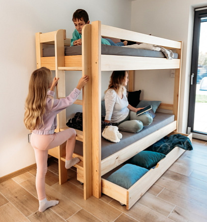 Patrová postel Max 2 - masiv borovice