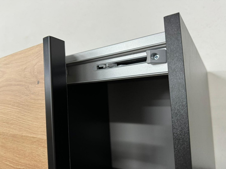 Bílá šatní skříň s posuvnými dveřmi Lux 1 - 100 cm