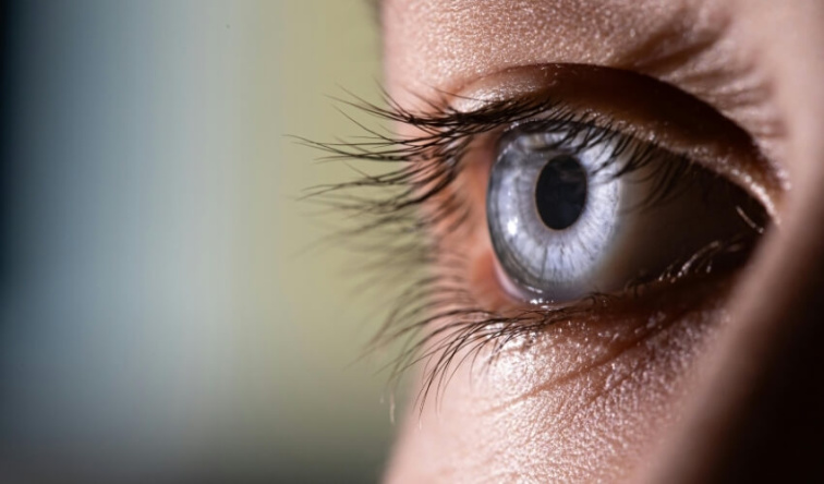 Jste vysoce citlivý člověk? Proč je hypersenzitivita ve skutečnosti superschopnost a jak zklidnit mysl