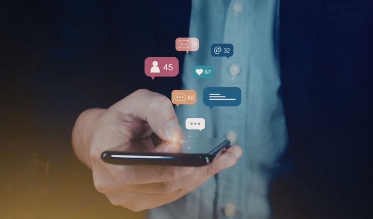 8 poruch moderní doby: ADHD, ADD, doomscrolling, PPP, FOMO. Znáš je všechny?