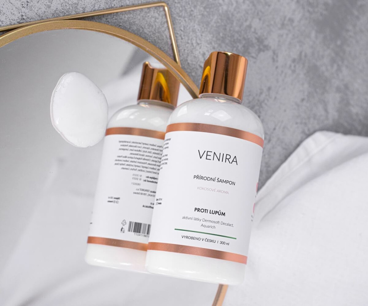 Jak se zbavit lupů doma? Prozradíme vám tajemství modelek!