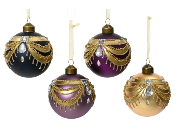 Ako ozdobiť biely vianočný stromček do úplnej dokonalosti?