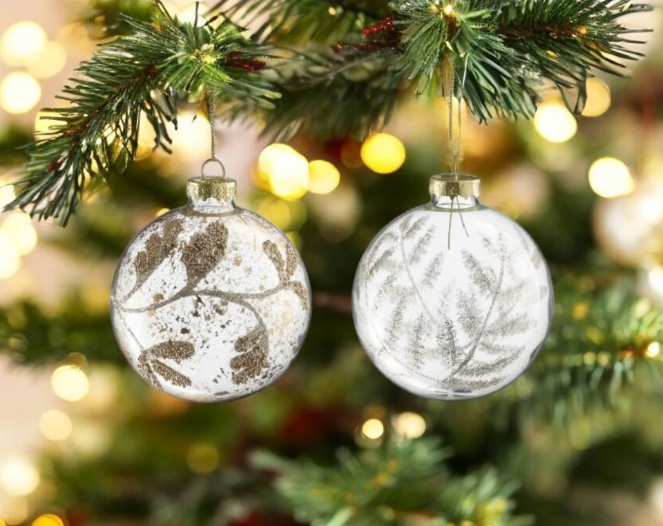 Trendy pre Vianoce 2025. Aké farby, motívy a štýly budú kraľovať tohtoročným sviatkom?