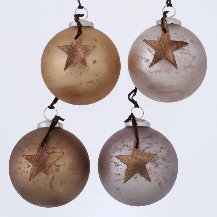 Ako ozdobiť biely vianočný stromček do úplnej dokonalosti?