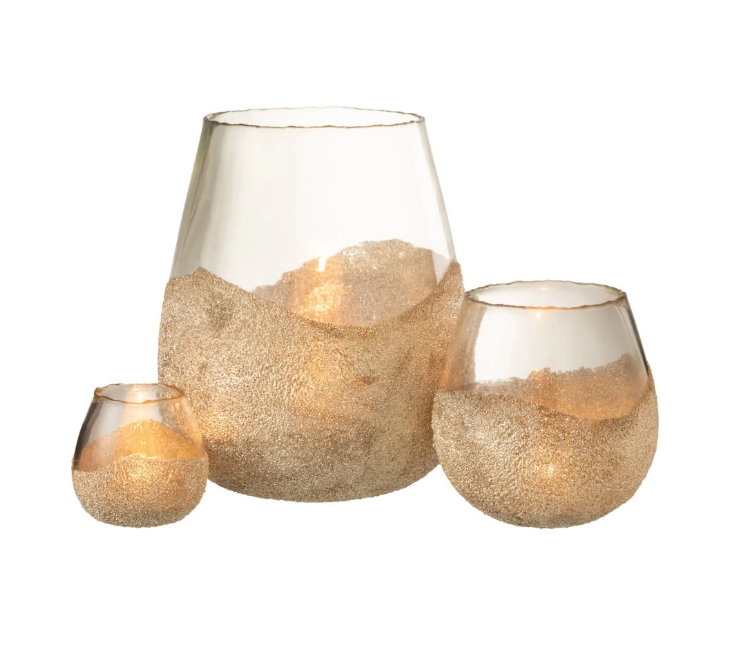 Trendy pre Vianoce 2025. Aké farby, motívy a štýly budú kraľovať tohtoročným sviatkom?