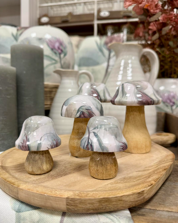 Ako pripraviť domov na jeseň bez veľkých zmien? Tipy na jesenné dekorácie z prírodnín a dreva