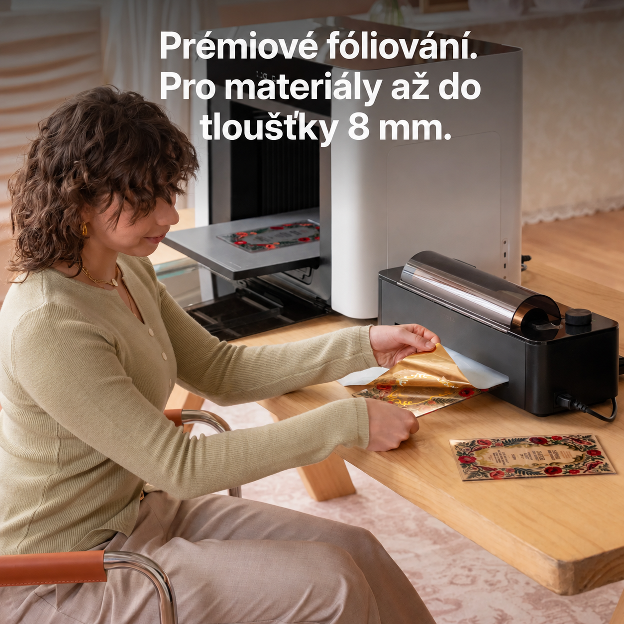 xTool LM1 – laminátor pro O1 Omni Printer