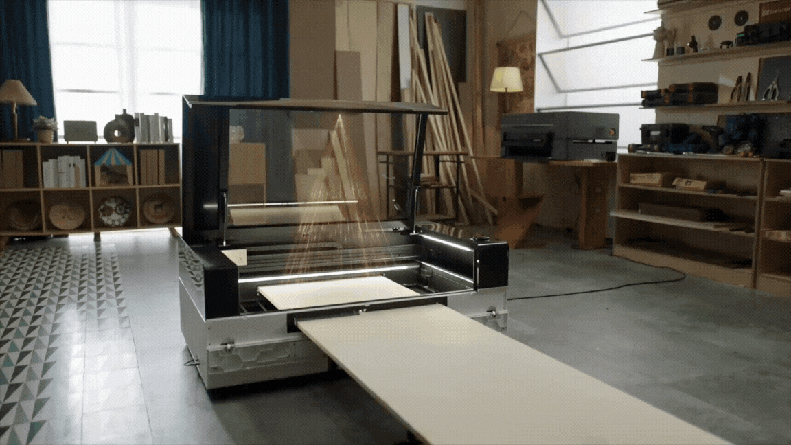 xTool Intelligent Conveyor Feeder - Chytrý podavač na dopravníku pro P3