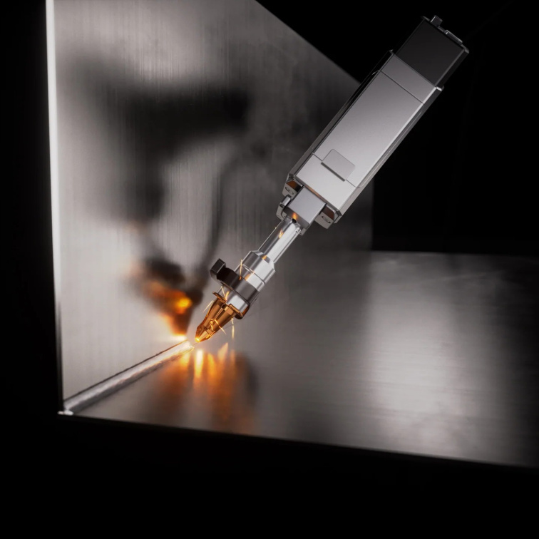 xTool MetalFab – světově první laserová svářečka a CNC řezačka 1200W KOMPLETNÍ SADA