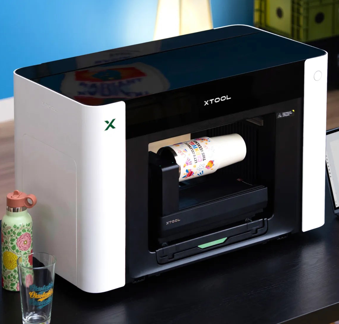xTool O1 Omni Printer – stolní Single UV tiskárna