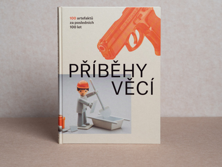 Když se učebnice směje a architektura vypráví