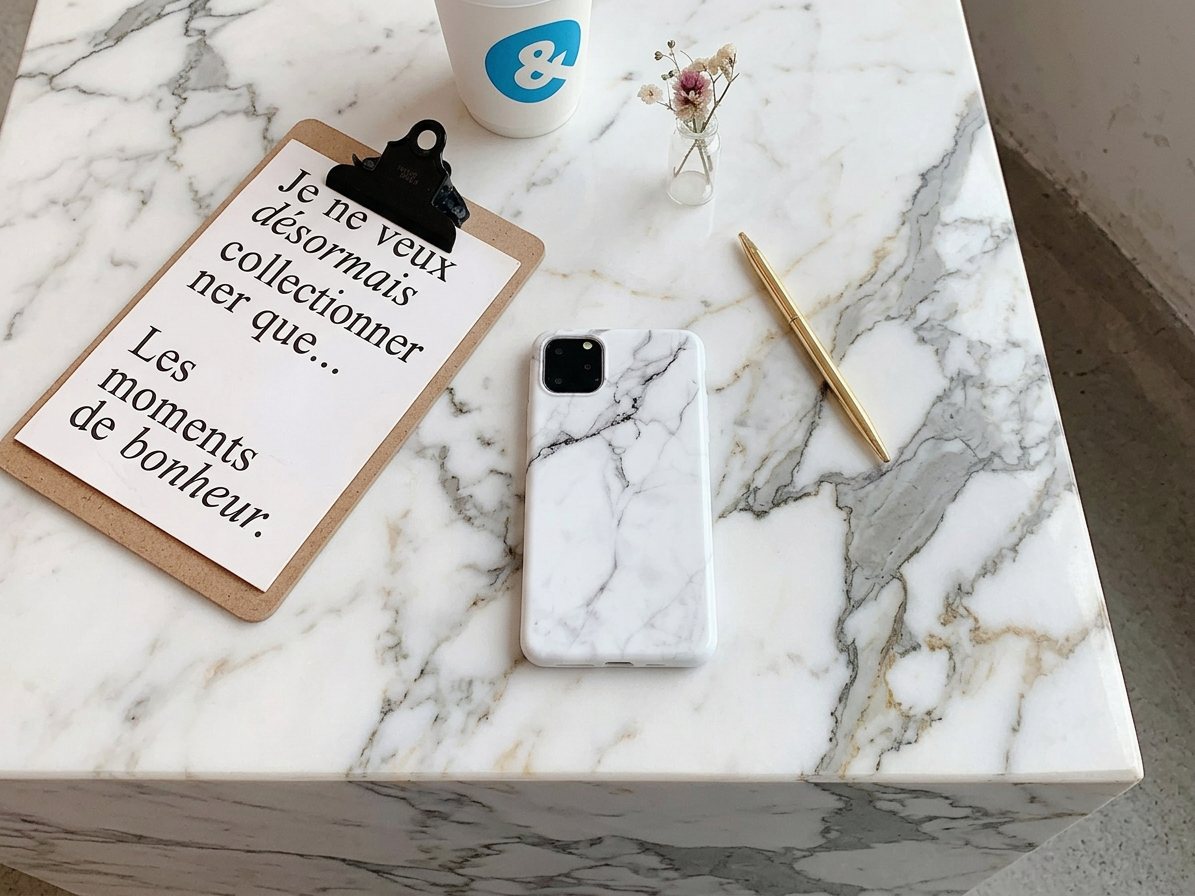 Ochranný kryt pro iPhone 7 / 8 / SE (2020/2022) - Marble White