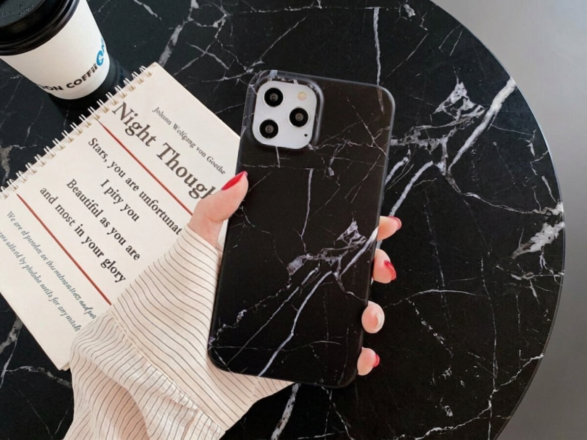 Ochranný kryt na iPhone 15 Pro - Marble Black