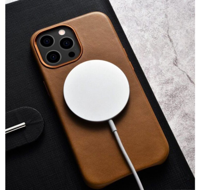 Kožený kryt na iPhone 13 Pro MAX - iCarer, Oil Wax with MagSafe Brown