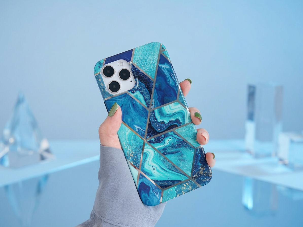 Ochranný kryt na iPhone 15 Pro - Geometric Blue