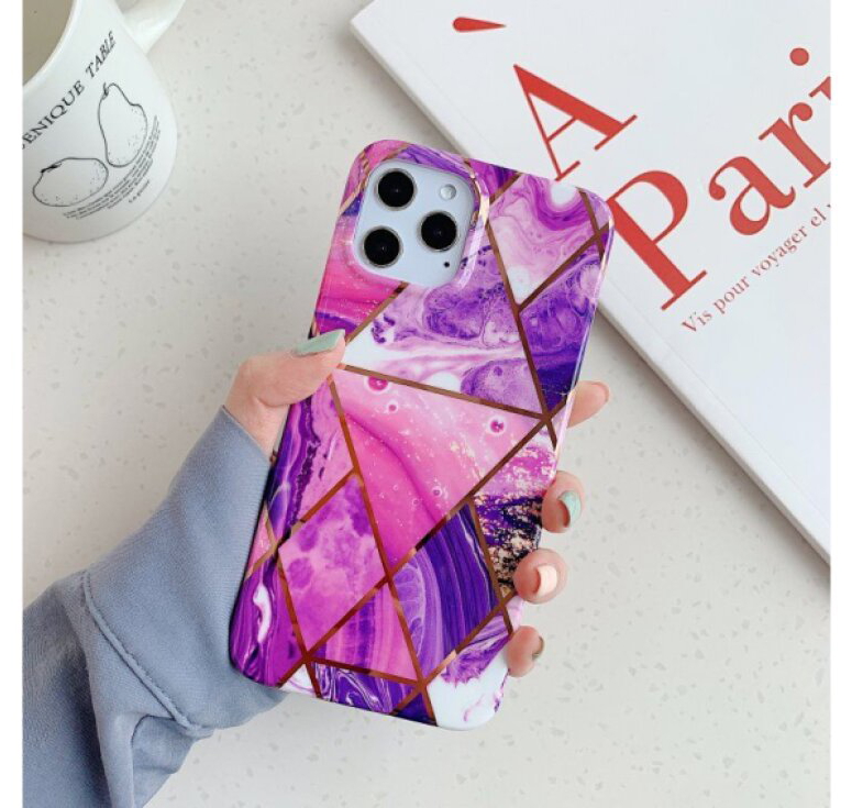 Ochranný kryt na iPhone 15 Pro MAX - Geometric Purple
