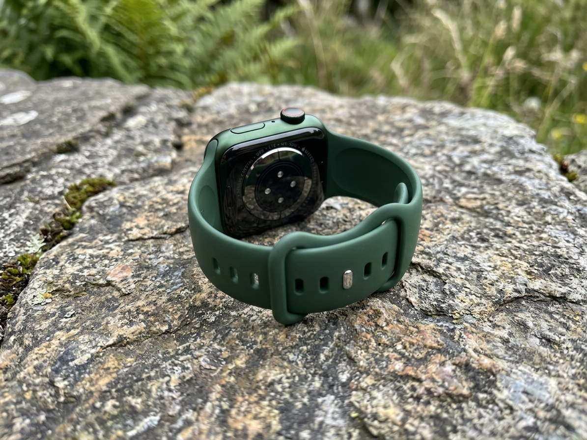 Řemínek pro Apple Watch 38mm / 40mm / 41mm / 42mm - Hoco, WA15 Flexible Alfalfa