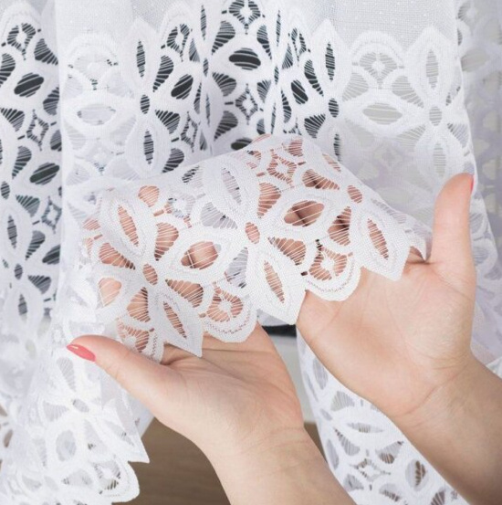 Dekorační krátká vzorovaná záclona na žabky ADRIANNA LINE 160 bílá 300x160 cm MyBestHome