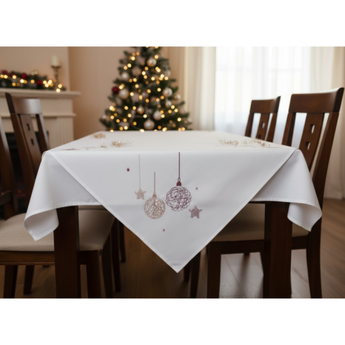 Vánoční ubrus na stůl CHRISTMAS GLAM bílá vzor ozdoby 110x160 cm