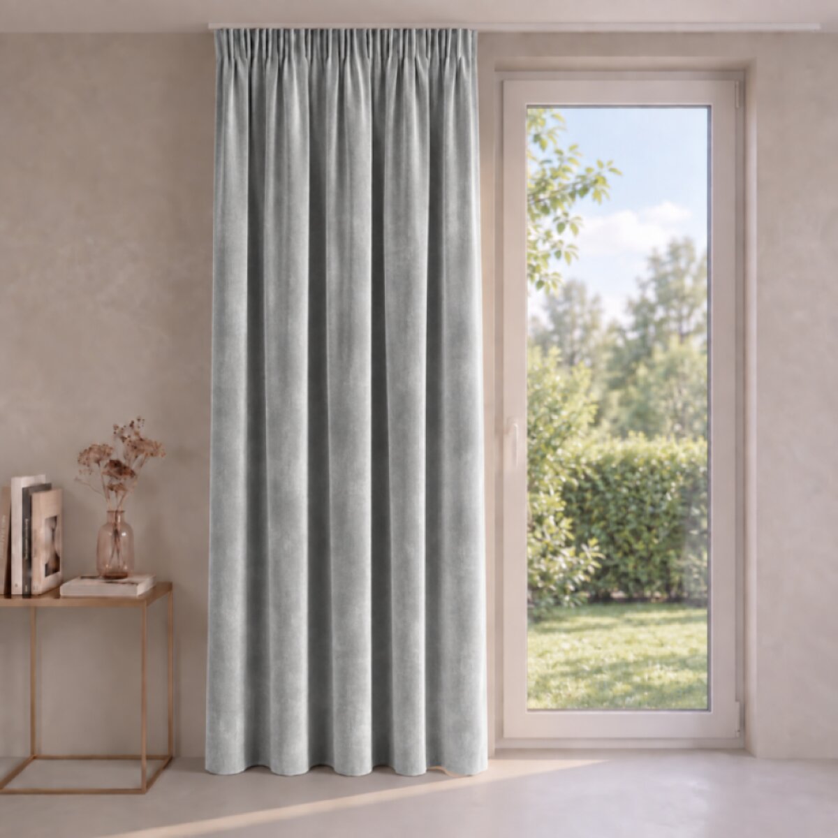 Dekorační VELVET závěs s řasící páskou ESTER 140x270 cm stříbrná (cena za 1 kus) MyBestHome