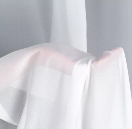 Dekorační dlouhá šifonová záclona s řasící páskou BETTY TAPE 300x270 cm bílá (cena za 1 kus) MyBestHome
