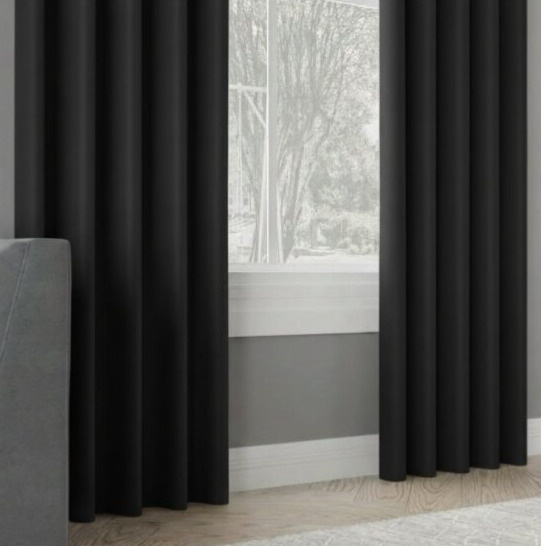 Zatemňovací závěs s kroužky "BLACKOUT" DONA 140x250 cm černá 846 (cena za 1 kus) MyBestHome