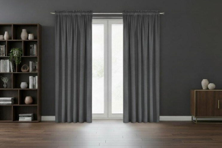 Dekorační VELVET závěs s řasící páskou ESTER 140x270 cm grafitová (cena za 1 kus) MyBestHome