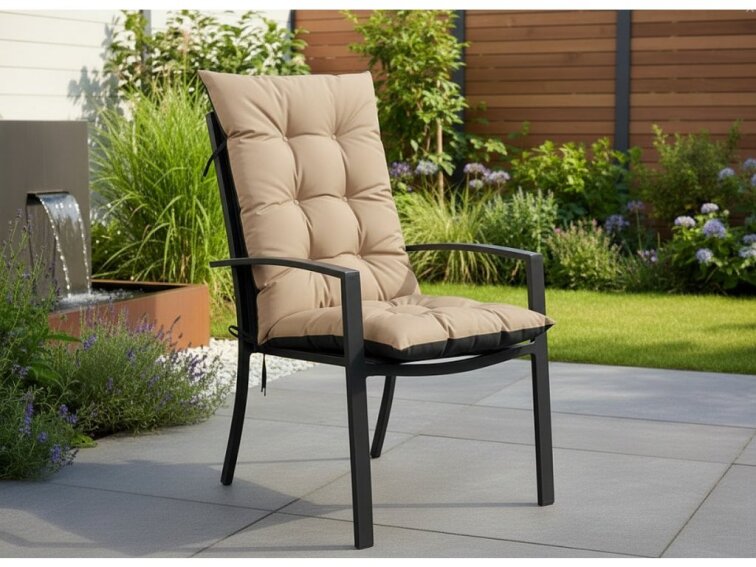 Zahradní prošívaný podsedák na židli s opěrkou 50x50x80 cm CALLUM color 17 světle béžová Mybesthome