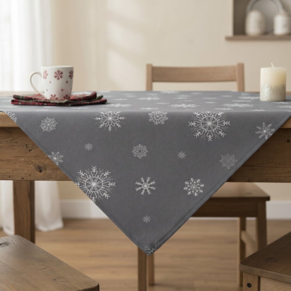 Vánoční ubrus na stůl SNOWFLAKE tmavě šedá 85x85 cm