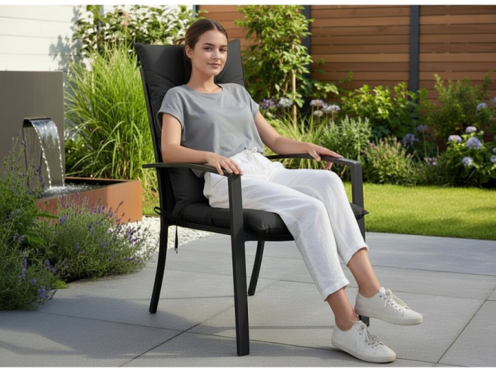 Zahradní prošívaný podsedák na židli s opěrkou 50x50x80 cm CALLUM color 02 antracit Mybesthome