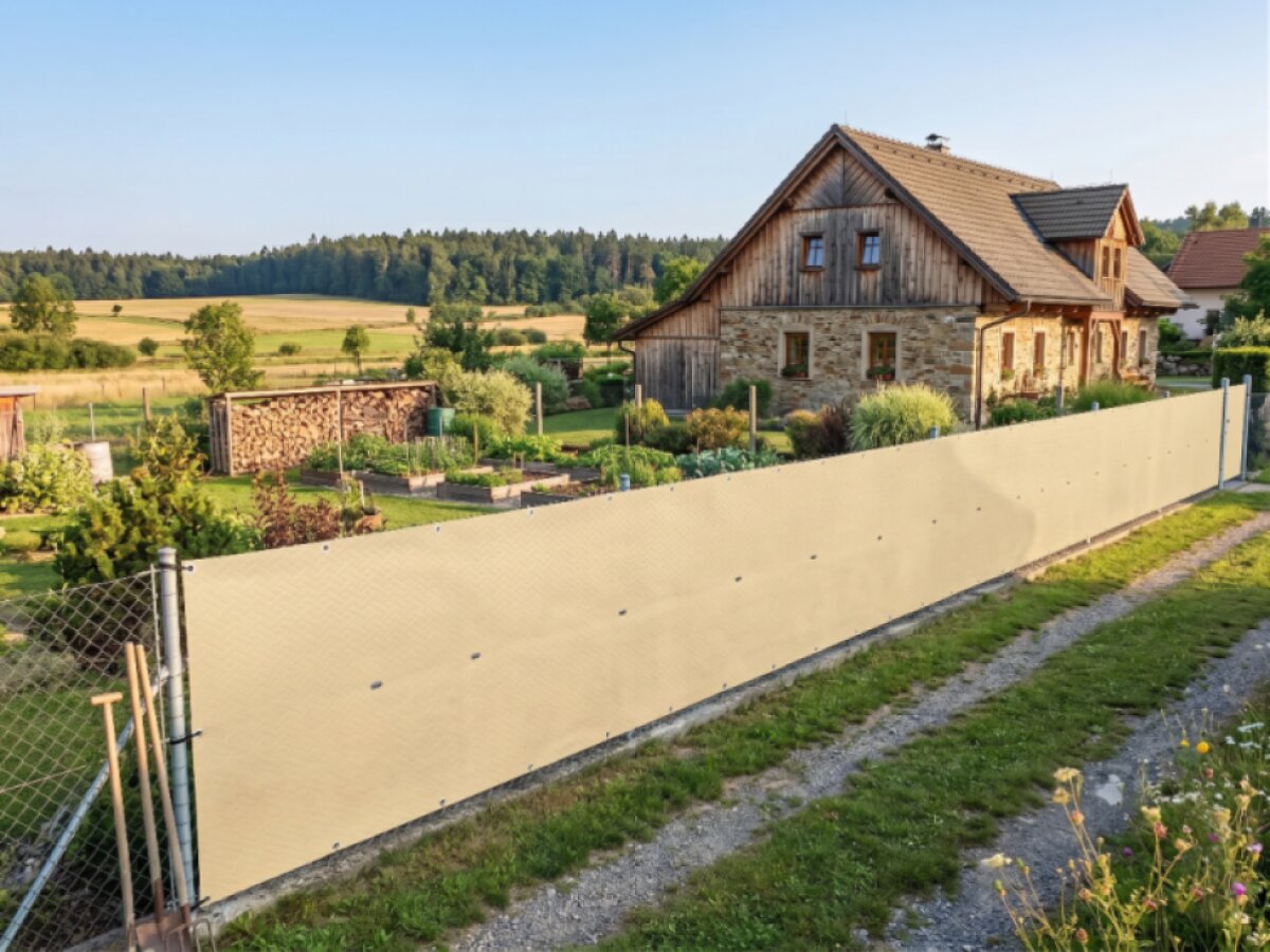 Stínící plotová zástěna 1,2x2,5 m PREMIUM, ratanový vzor béžová, 240g/m2 MyBestHome