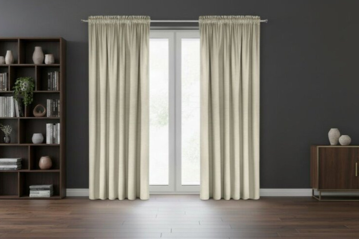 Dekorační VELVET závěs s řasící páskou ESTER 140x270 cm béžová (cena za 1 kus) MyBestHome