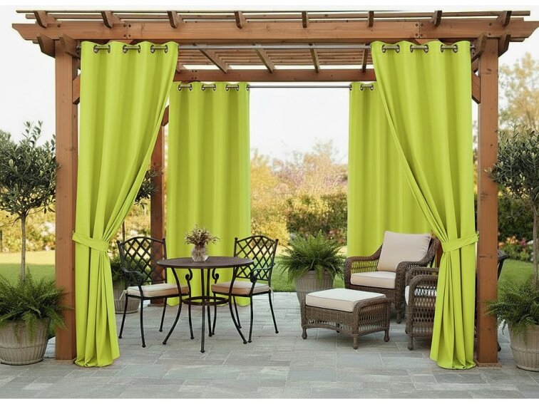 Venkovní zahradní závěs s kroužky MONTANA color 32 olivová, různé rozměry MyBestHome