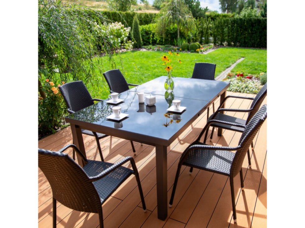 Zahradní křeslo z technorattanu Etienne Black PATIO