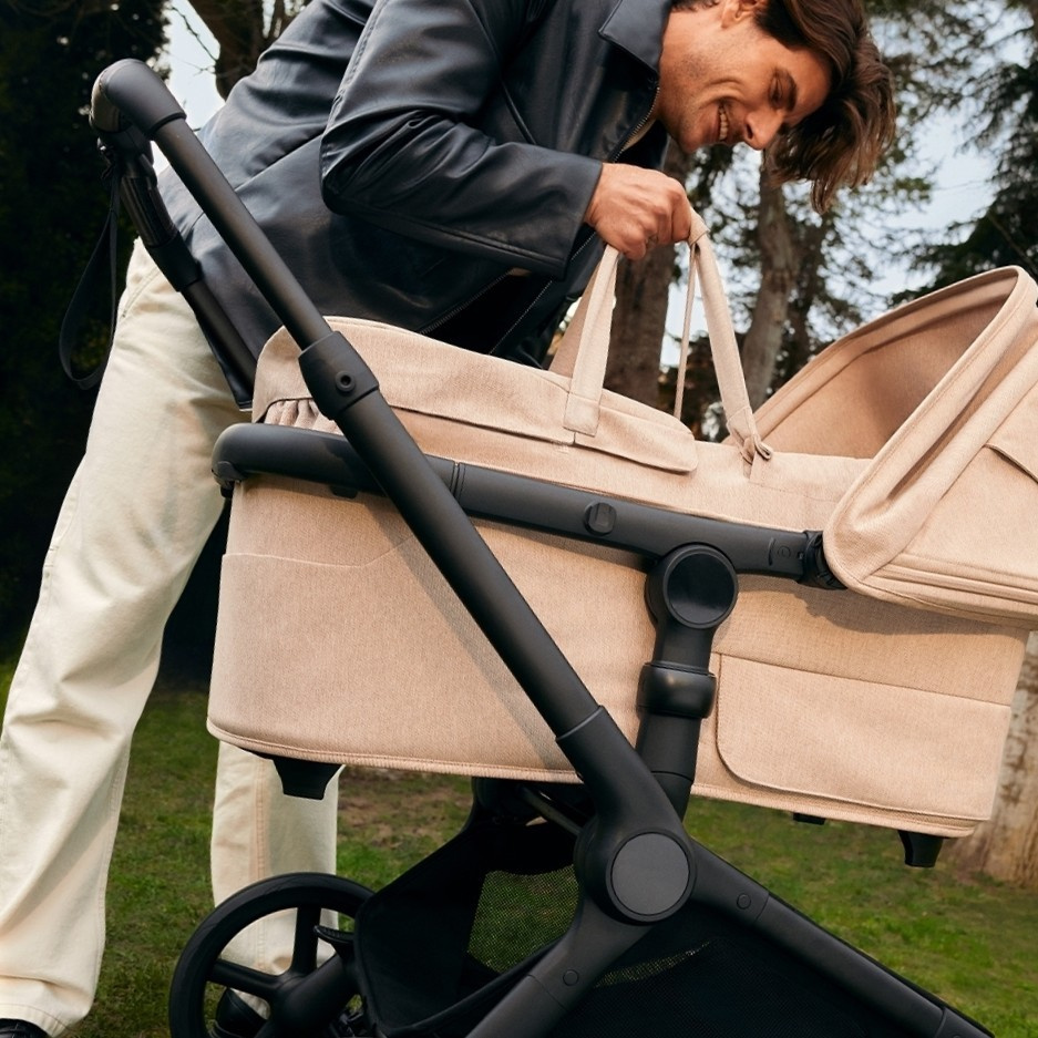 BUGABOO Fox5 Renew Kompletní kočárek + Novorozenecké lůžko Black/Desert Taupe Melange