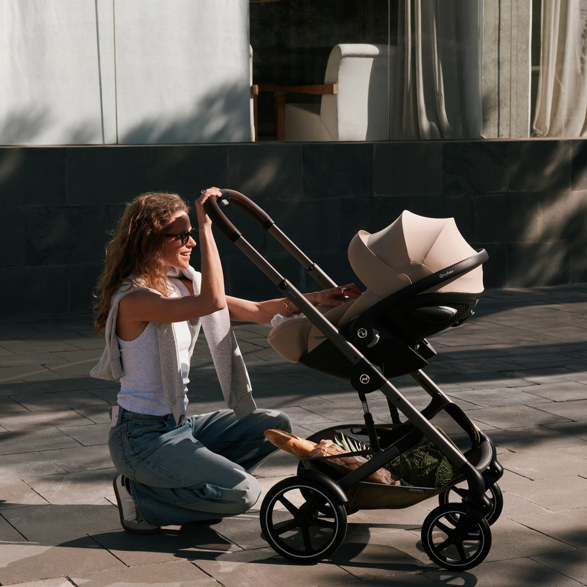 CYBEX Talos S Lux Kompletní kočárek se skládací korbičkou New Taupe/Almond Beige