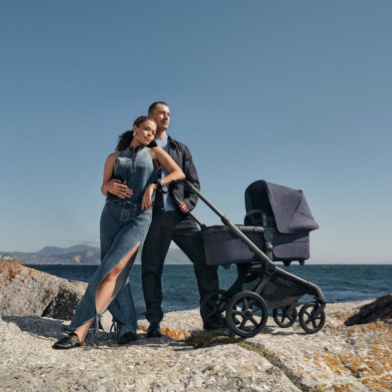 BUGABOO Fox5 Renew Kočárek trojkombinace Black/Forest Green/Mineral Grey