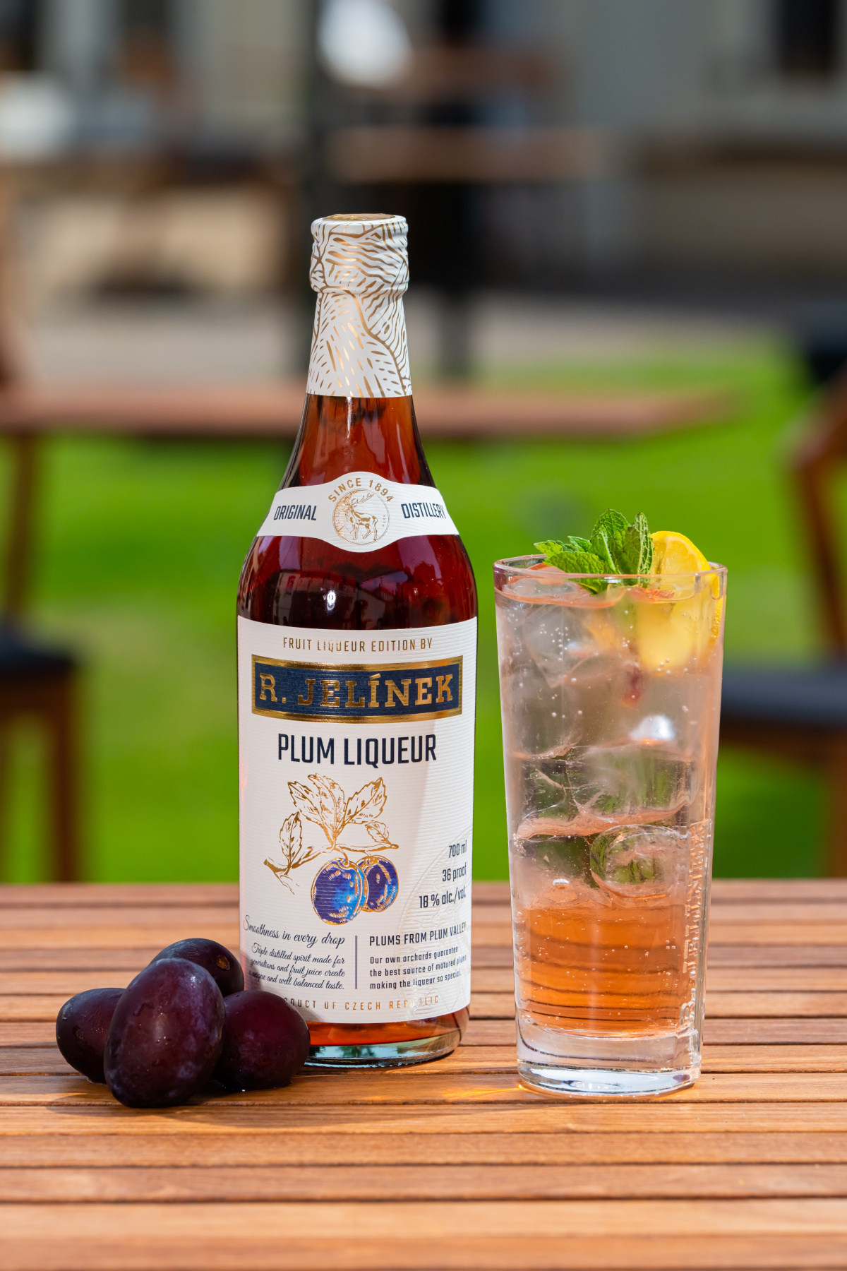 Plum Liqueur 18% 0,7l