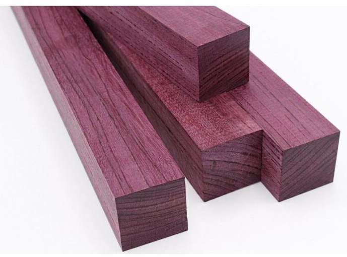 Dřeva purpleheart