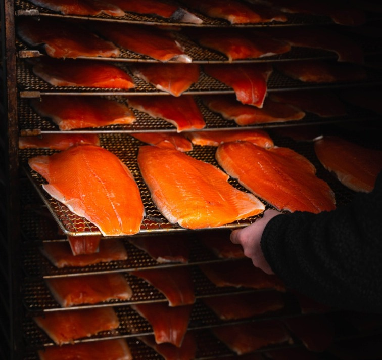 Losos uzený studeným kouřem Whiskey & Pepř - min. 100g