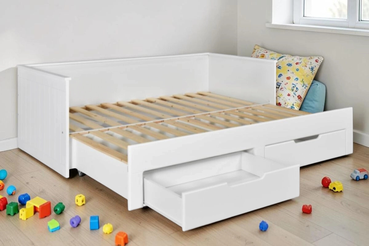Postel s roštem MARTA a matracemi SOLO - set