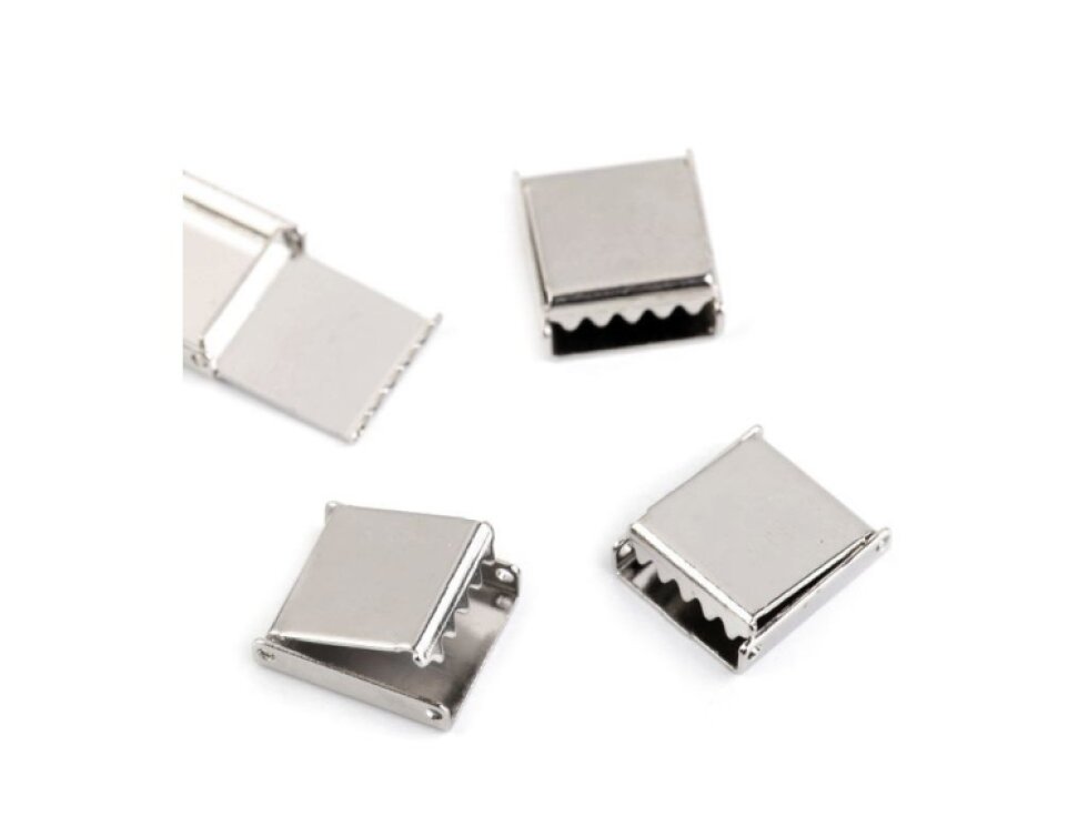Koncovka na plochou šňůrku 10 mm - platina