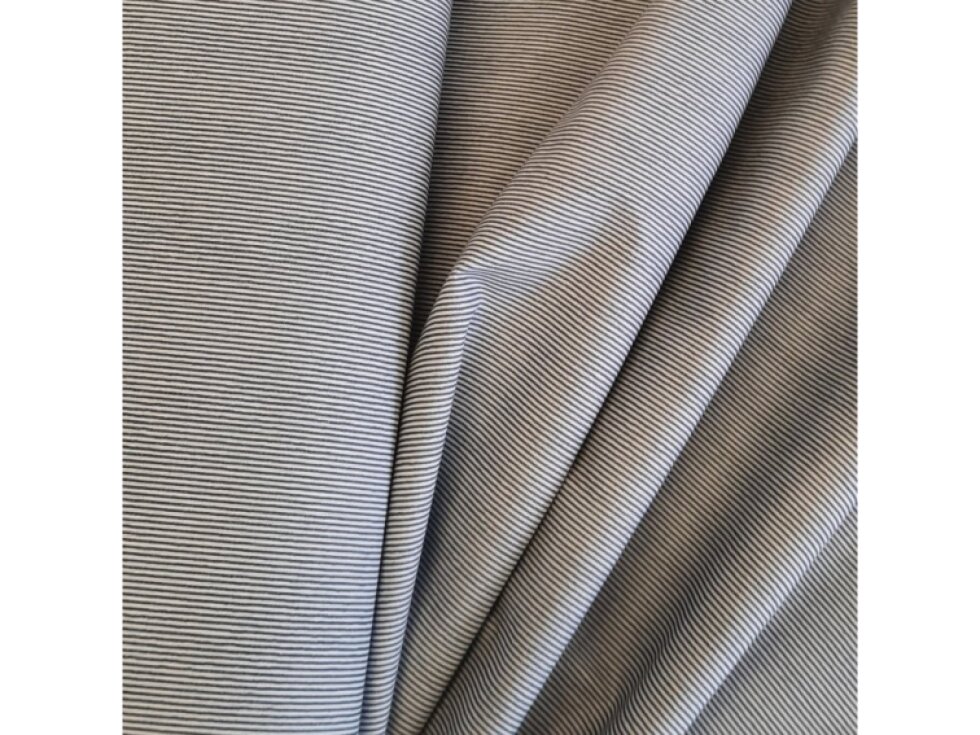 Plátno - Drobný proužek tm. modrý na bílé