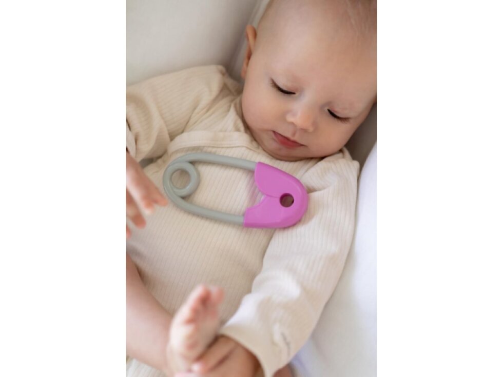 Chrastítko špendlík plast 12cm růžovošedé