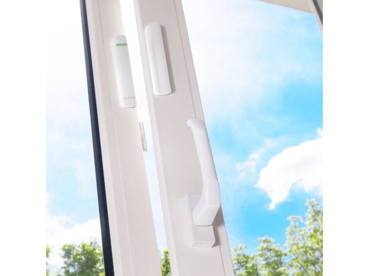 Ajax Superior DoorProtect, farba biela