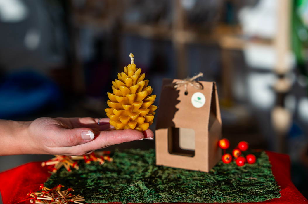 Svíčka „Lesní šiška“