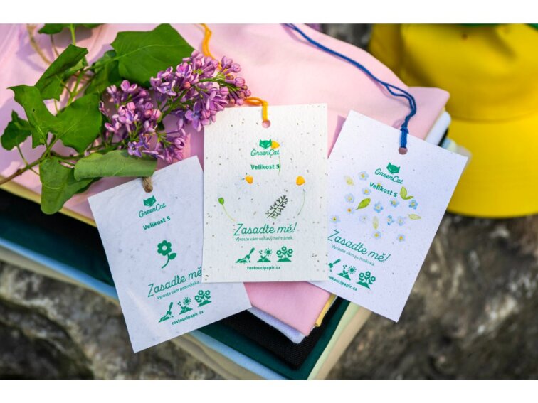 ROSTOUCÍ PAPÍR - Visačka