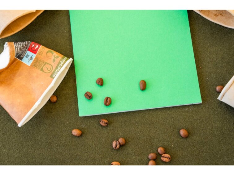 SEŠIT Z JEDNORÁZOVÝCH KELÍMKŮ